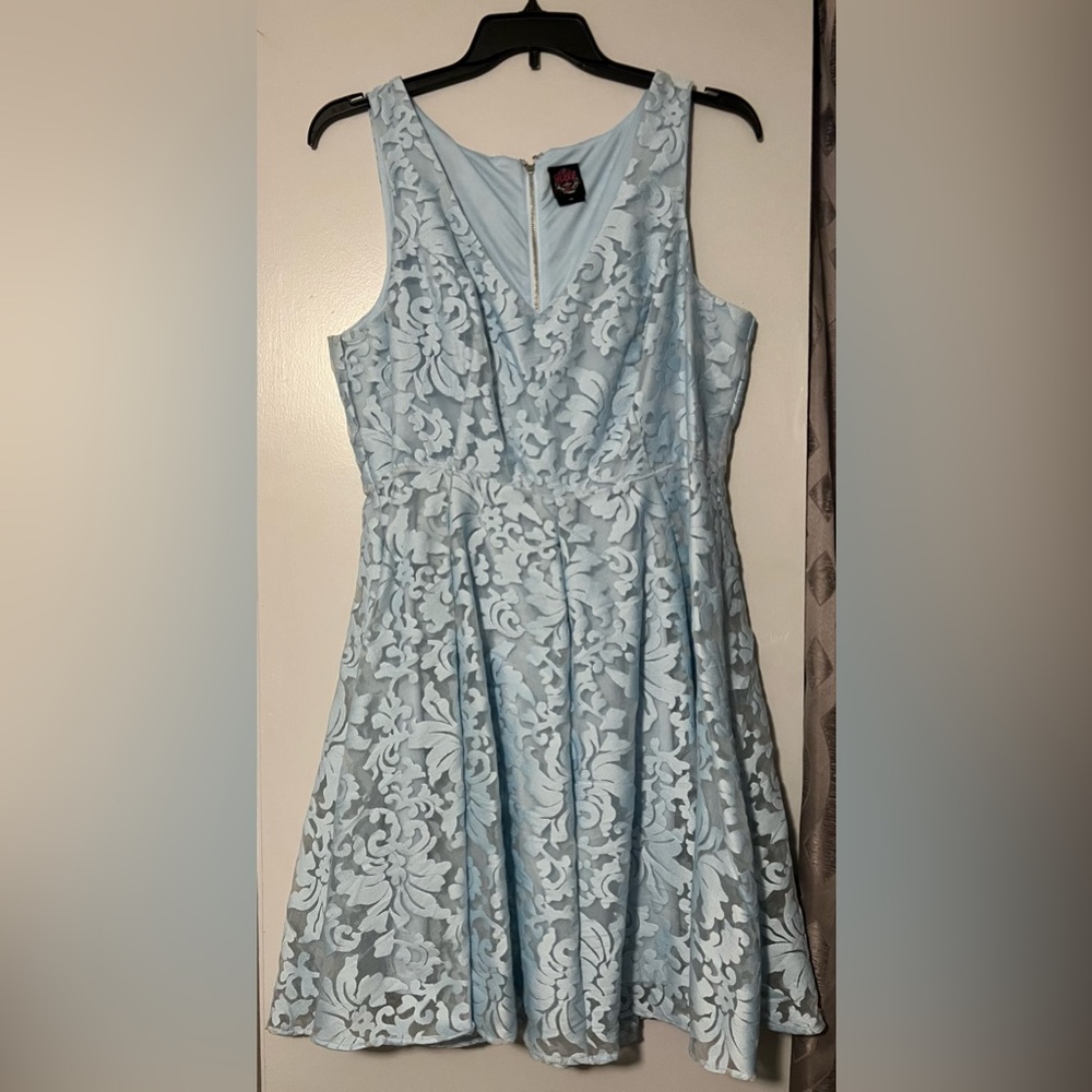 Rebel Wilson for Torrid icy blue lace overlay dress size 14